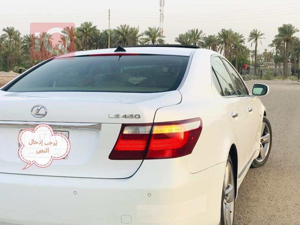 لێکزس LS